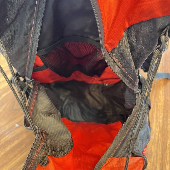 Salomon Raid Revo 20 Hiking Running Ski Backpack Day Pack Lightweight READ - Picture 7 of 11